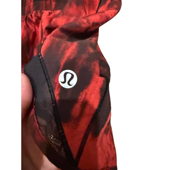 Lululemon Hotty hot shorts. - Picture 3 of 3